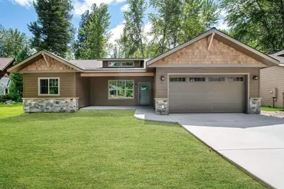 Image de Modern Cozy Craftsman Mountain Home Near Whitefish and Glacier National Park