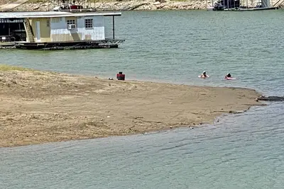 Image de Gorgeous Farmhouse looking at Pedernales River