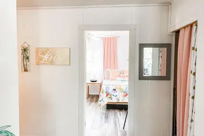 Image de Flamingo Cottage looking at the Pedernales River