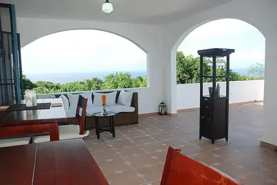 Image de Silent ocean-view room, pool/WiFi/cable Tv/parking