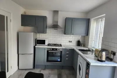 Image de Spacious 2 bed house for commuters