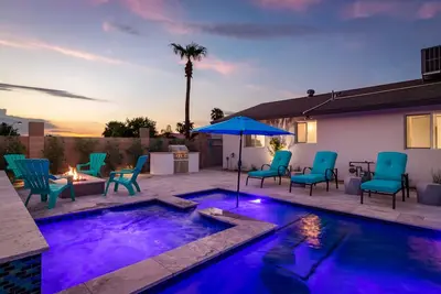 Image de Scottsdale Oasis w/ Game Room, Pool, Hot Tub & Fire Pit–Minutes to Old Town Fun!