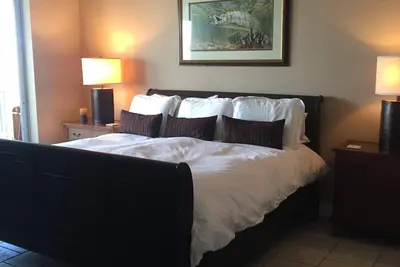 Image de Spectaculaire front de mer condo minutes à Boca Grande