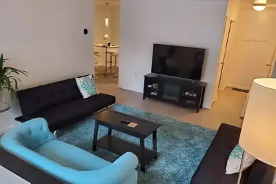 Image de B7 * Modern * Convenient * 1 Br * WiFi  * Smart Tv * Kitchen * Free Parking*