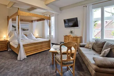 Image de Family room hotel with shower and toilet