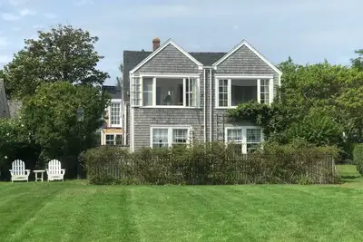 Image de On Sconset bluff-walk to beach-walk to village