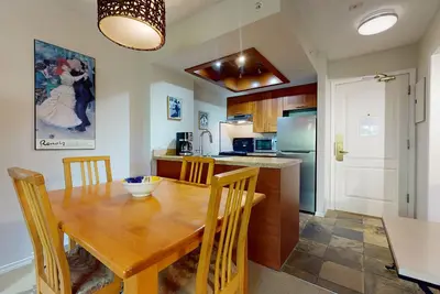 Image de Marquise 206 Cozy Quiet 1 bedroom / 1. 5 bath Suite, Pool, Forest View, Ski in/Ski out