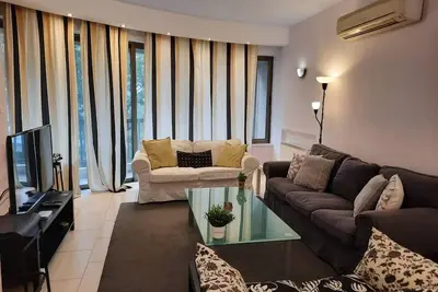Image de Lovely 3 bedroom Apartment in Nicosia center