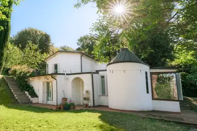 Image de Country house with garden and sea view