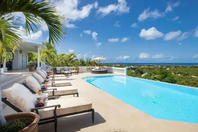 Image de Please Inquire Before Booking – Luxury Villa