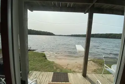 Image de All Year Round Fun! Lake Front! Blue Bear Trail Up The Driveway! I