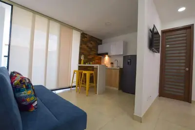 Image de Cali - Mantis Loft 401 Blue