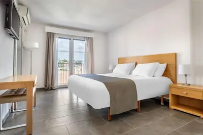 Image de Modern 1-Bed Apartment | Mougins Resort | Sleeps 4