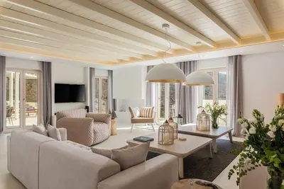 Image de Villa exquise a Santorin | Villa G | 4 chambres | Piscine privee | Vue sur la mer | Elia