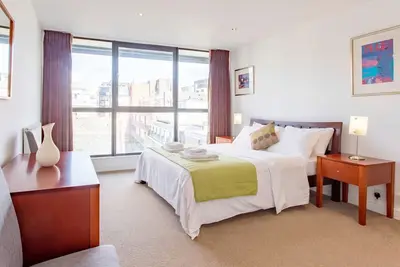 Image de Bright Spacious Flat in Central London | Sleeps 6 - Pass the Keys