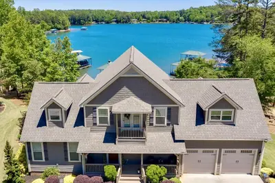Image de New to Vrbo! Big water views, private dock, pool table, 15 min Clemson!