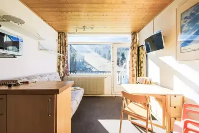 Image de Studio 4 personnes - Budget