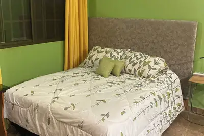 Image de Digital nomad approved studio style apartment.