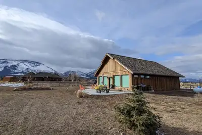 Image de Abc acres' Range View Cabin - Agritourism & Adventure in Mt's Bitterroot Valley!