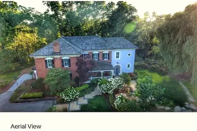 Image de the Luxury Liard House, Historic 4bed country home