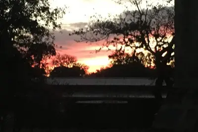 Image de Beautiful Hill Country Cabin with kitchenette, close to Boerne and Bulverde