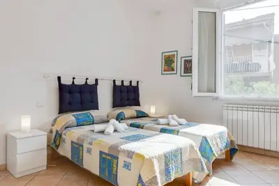 Image de GuestHost - La Spezia Migliarina Apartment with terrace