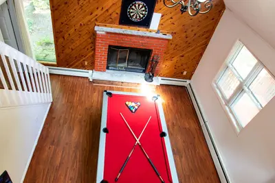Image de Fall Season Ready! 2 Minutes to Lake, Game Room, Fireplace, Fire pit-S'mores