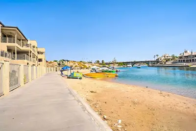 Image de Walkable Waterfront Oasis w/ London Bridge Views!