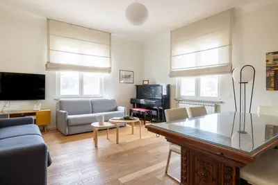 Image de Top Floor Apt with Rooftop Terrace near St. Peter