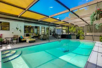 Image de Private Pool Home with Historic Charm Sleeps 6
