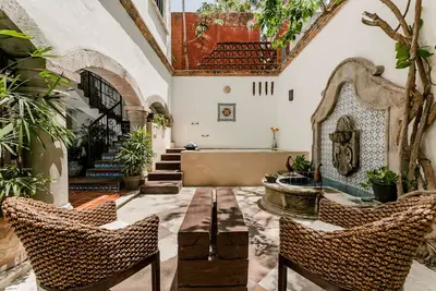 Image de Beautiful Colonial House in the Heart of Cancún