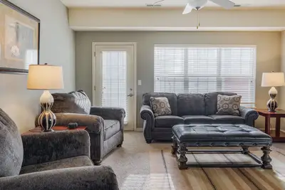 Image de Branson Family Getaway • Near Hwy 76 Strip • Fireplace • Patio w/ Grill • Garage