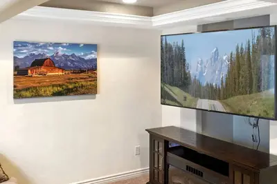 Image de Townhome close to biking, skiing, Jackson Hole, and many outdoor activities