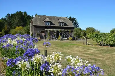 Image de Vineyard Hideaway, peace and tranquility