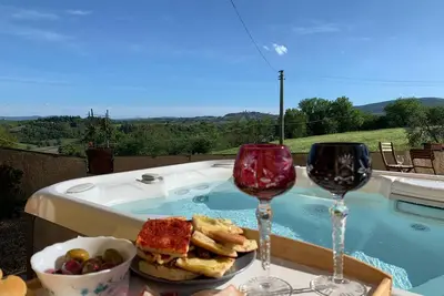 Image de Tognazzi Holiday Home - La Collina di San Gimignano - Private Whirlpool