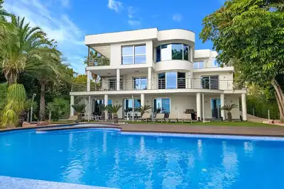 Image de Villa de luxe à Calpe en première ligne de mer