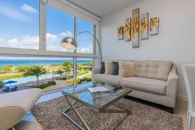 Let yourself free and relax with this Ocean View