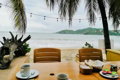 Image de Walking Distance to Playa la Ropa