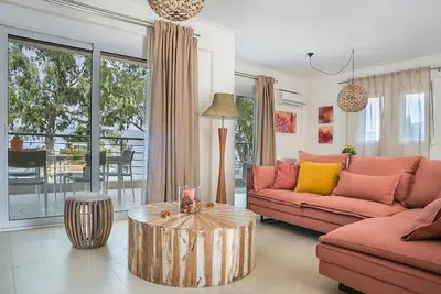 Image de Appartement de luxe a Cephalonie | Appartement Corali | 3 chambres | Piscine | Vue sur la mer | Kara