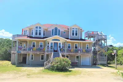 Image de Solstice by the Sea *PoolHot tub*Theatre*Sauna*Volleyball*Air hockey*4x4