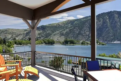 Image de Penthouse-Stunning Views-Pool, Hot Tub