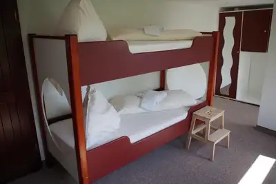 Image de 4-berth cabin on a residential vessel