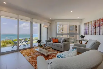 Image de La Bella Vita- Beautiful 2bdr Ocean view Condo