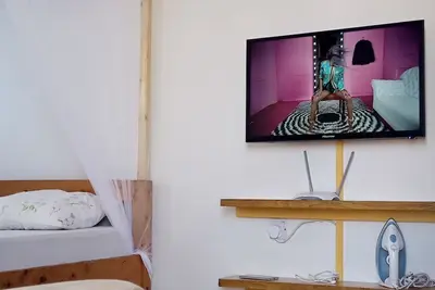 Image de Budget Cozy Penthouse studio 20 mins to beach