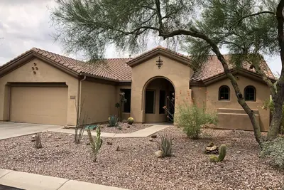 Image de Country Club Home with Great Views