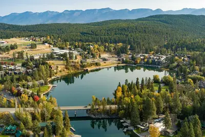 Image de Relax at Rivers End Cabin on Flathead Lake, Walking Distance To Bigfork