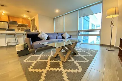 Image de Freshly renovated apartment, walk distance from supermarkets and restaurants