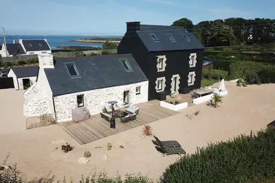 Image de La Cabane des Dunes - Maison 4* face à la mer avec piscine