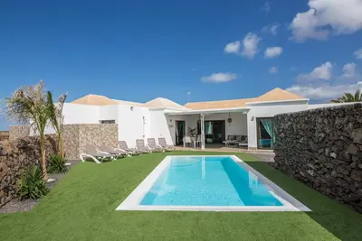 Image de Maison de vacances \"Villa Era 1\" avec jardin, piscine, terrasse et Wi-Fi