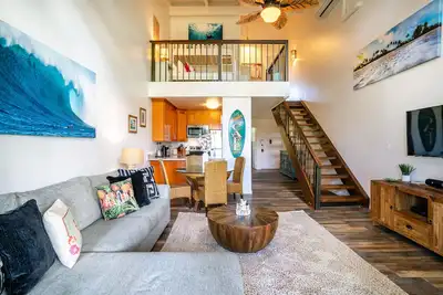 Image de Immaculate Maintained TBay Condo